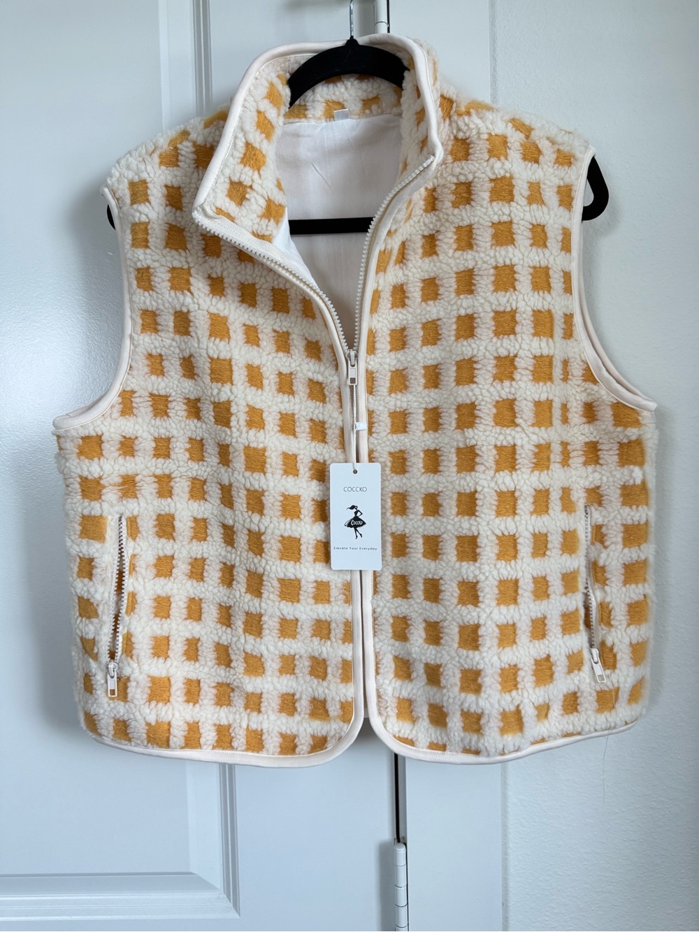 Cocco Checkered Sherpa Vest White Yellow Size Medium PTP 21” NWT